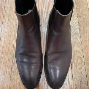 To Boot NY brown Chelsea Boots. Great condition!